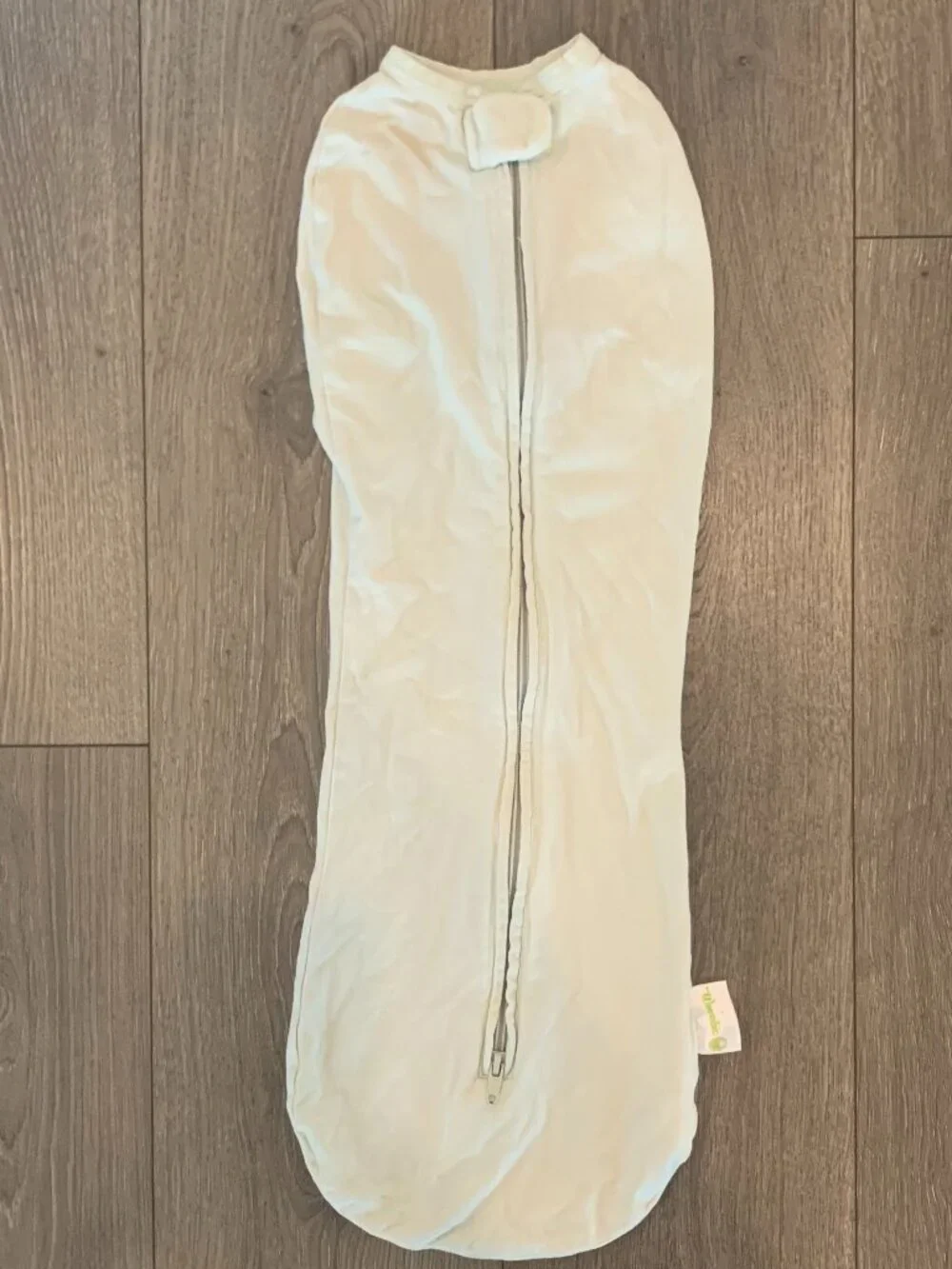 Woombie Swaddle Mint Green 14-19 Pounds